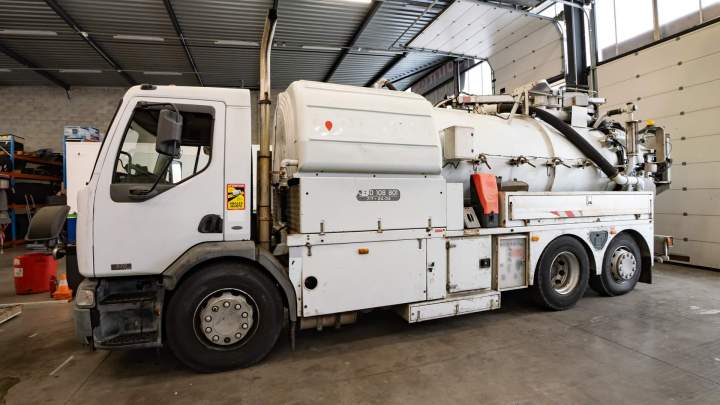 Service pneumatique poids lourds Le Coudray-Montceaux