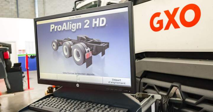 Garage poids lourds - Coudray-Montceaux
