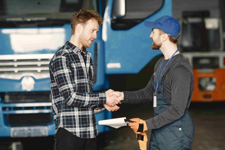 Recrutement expert poids lourd Le Coudray-Montceaux